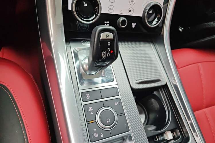 Used Land Rover Range Sport 2021 3.0 L6 YAO Black Edition Gear Lever