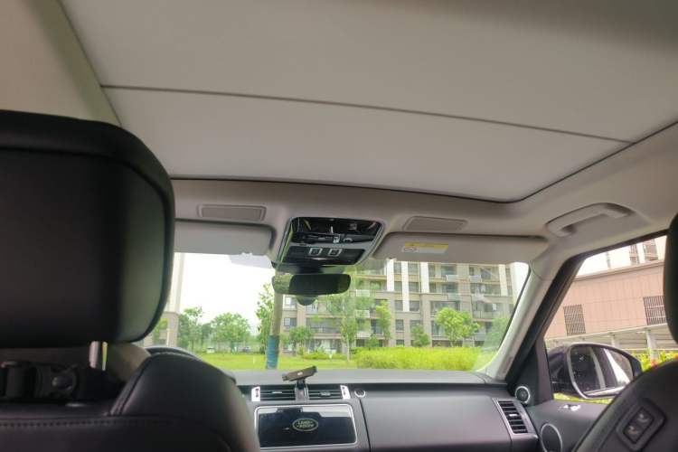 Used Land Rover Range Sport 2021 3.0 L6 SE Headliner