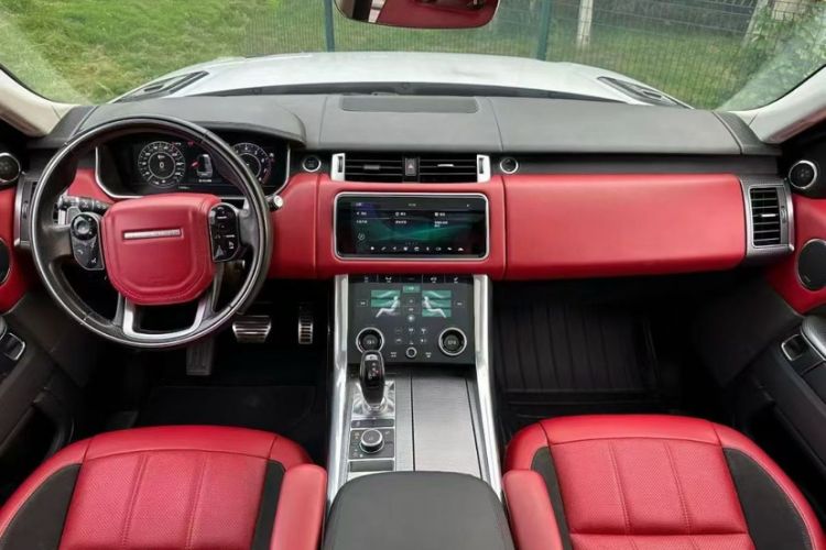 Used Land Rover Range Sport 2021 3.0 L6 YAO Black Edition Interior 1
