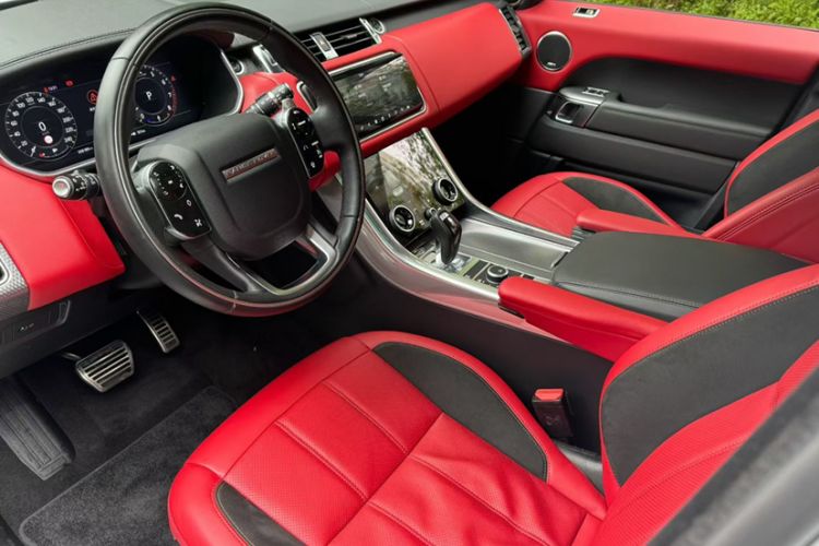Used Land Rover Range Sport 2021 3.0 L6 YAO Black Edition Interior 1