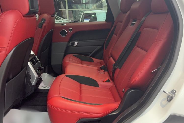 Used Land Rover Range Sport 2021 3.0 L6 YAO Black Edition Interior 1