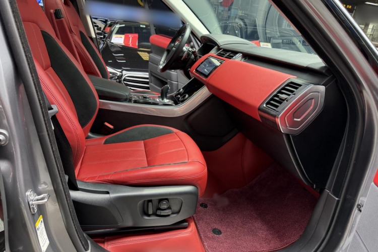 Used Land Rover Range Sport 2021 3.0 L6 YAO Black Edition Interior 13