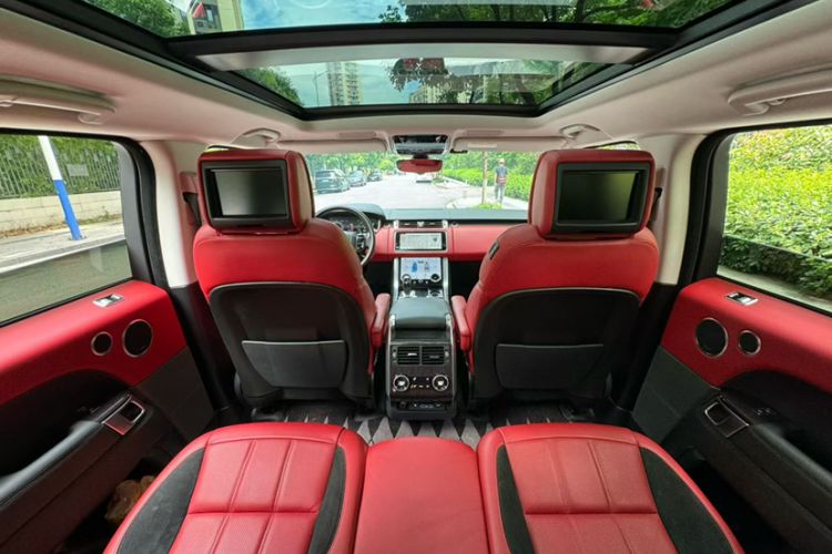 Used Land Rover Range Sport 2021 3.0 L6 YAO Black Edition Interior 4
