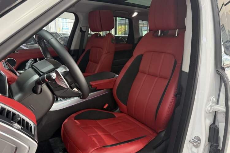 Used Land Rover Range Sport 2021 3.0 L6 YAO Black Edition Interior 6