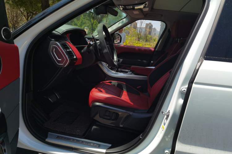 Used Land Rover Range Sport 2021 3.0 L6 YAO Black Edition Left Front Seat