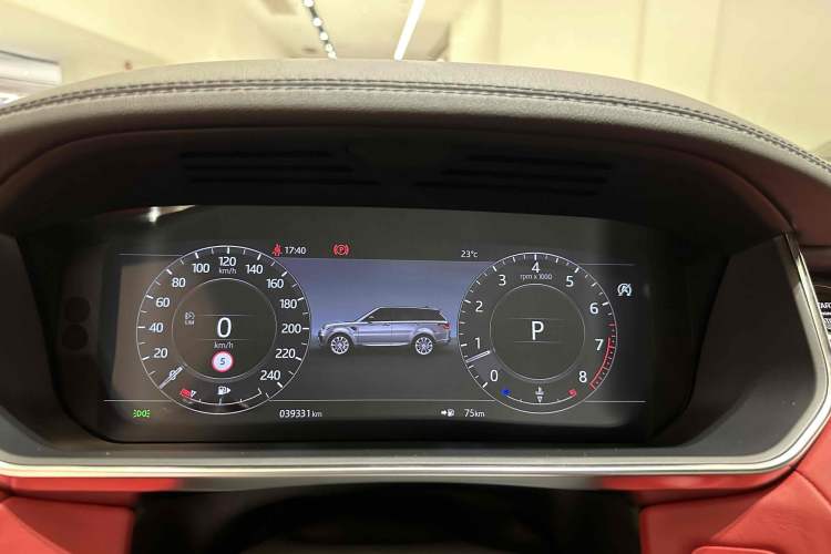 Used Land Rover Range Sport 2021 3.0 L6 HST Odometer Close Up