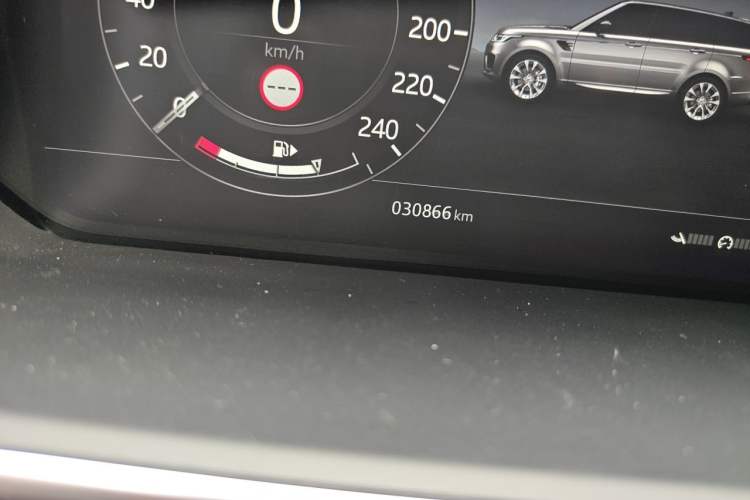 Used Land Rover Range Sport 2021 3.0 L6 SE Odometer Close Up