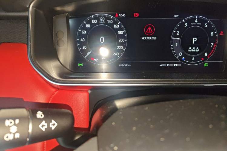 Used Land Rover Range Sport 2021 3.0 L6 YAO Black Edition Odometer Close Up