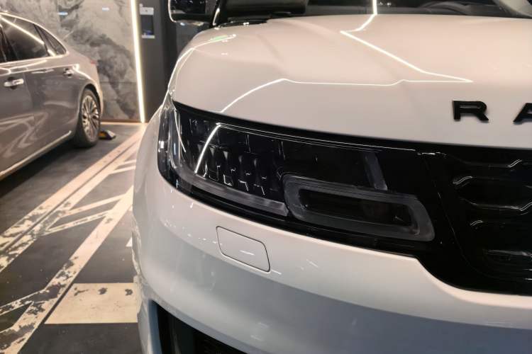 Used Land Rover Range Sport 2021 3.0 L6 YAO Black Edition Right Front Headlight
