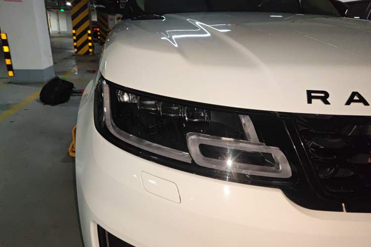 Used Land Rover Range Sport 2021 3.0 L6 YAO Black Edition Right Front Headlight