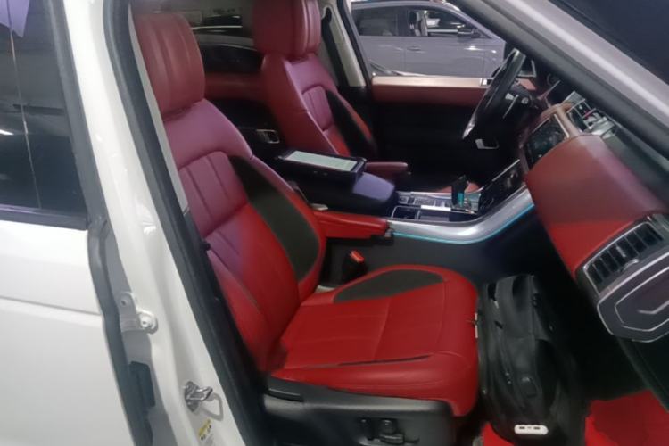 Used Land Rover Range Sport 2021 3.0 L6 YAO Black Edition Right Front Seat