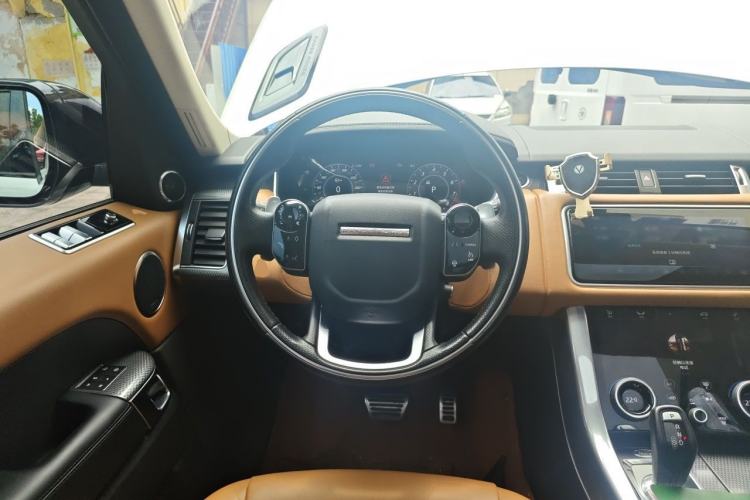Used Land Rover Range Sport 2021 3.0 L6 YAO Black Edition Steering Wheel