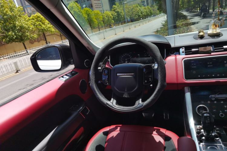 Used Land Rover Range Sport 2021 3.0 L6 YAO Black Edition Steering Wheel