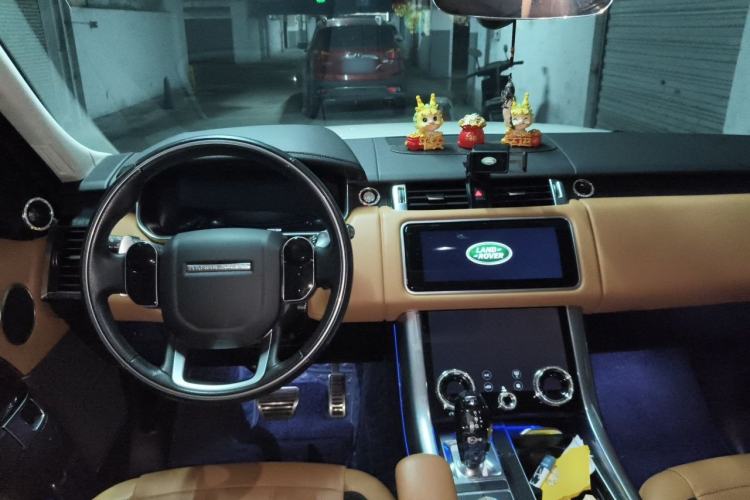 Used Land Rover Range Sport 2021 3.0 L6 YAO Black Edition Steering Wheel