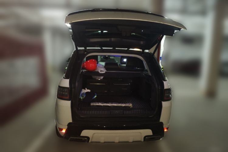 Used Land Rover Range Sport 2021 3.0 L6 YAO Black Edition Trunk