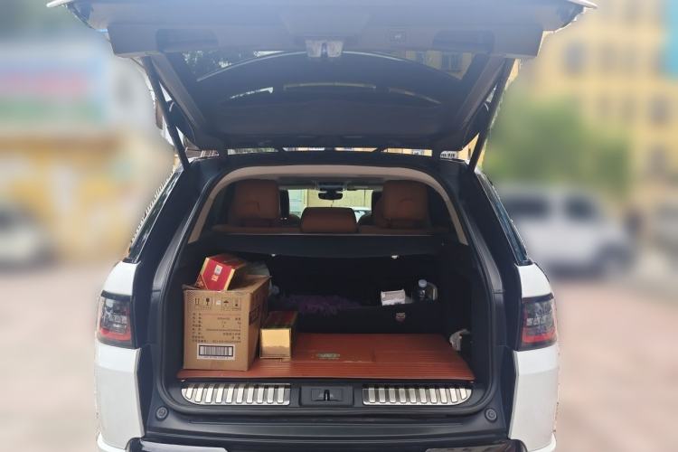 Used Land Rover Range Sport 2021 3.0 L6 YAO Black Edition Trunk
