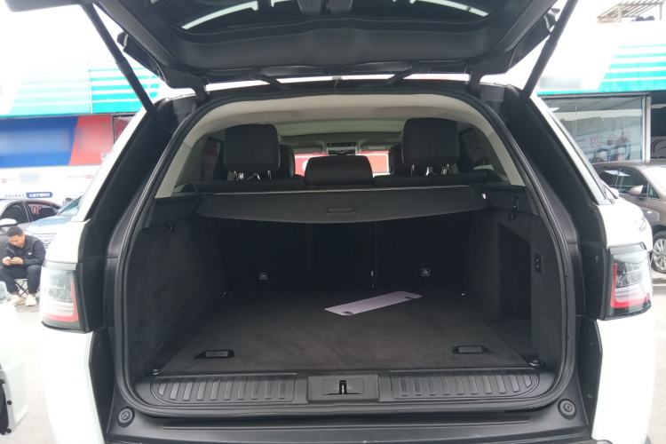 Used Land Rover Range Sport 2021 3.0 L6 SE Trunk
