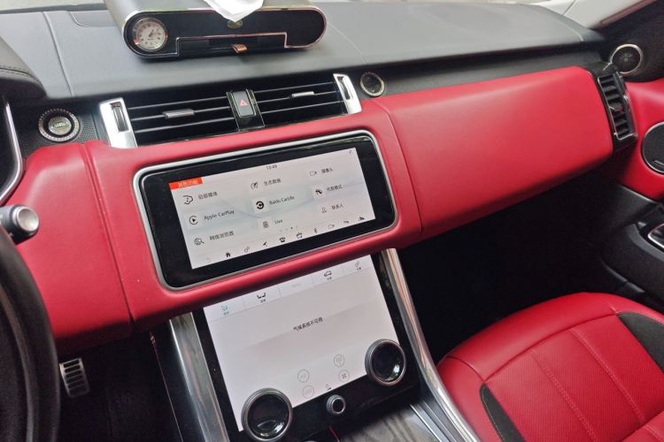 Used Land Rover Range Sport 2022 3.0 L6 YAO Black Edition Audio And AC Panel