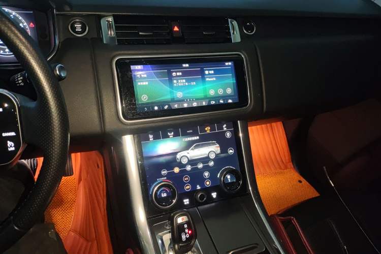 Used Land Rover Range Sport 2022 3.0 L6 SE Audio And AC Panel