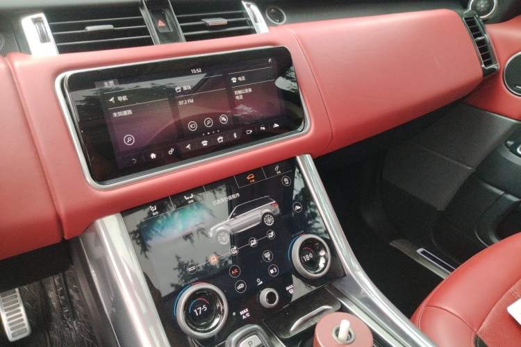 Used Land Rover Range Sport 2022 3.0 L6 YAO Black Edition Audio And AC Panel