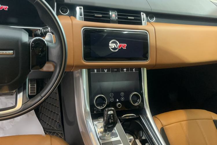 Used Land Rover Range Sport 2022 3.0 L6 YAO Black Edition Audio And AC Panel