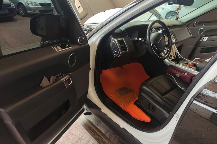 Used Land Rover Range Sport 2022 3.0 L6 SE Driver Seat