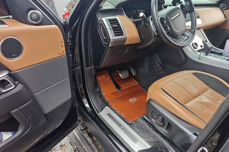 Used Land Rover Range Sport 2022 3.0 L6 YAO Black Edition Driver Seat