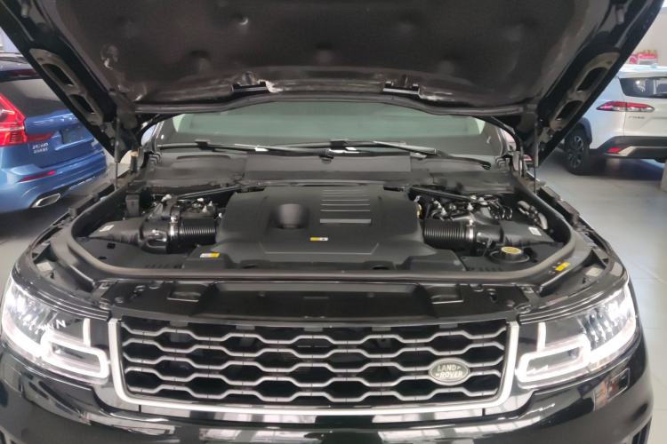 Used Land Rover Range Sport 2022 3.0 L6 SE Engine Bay