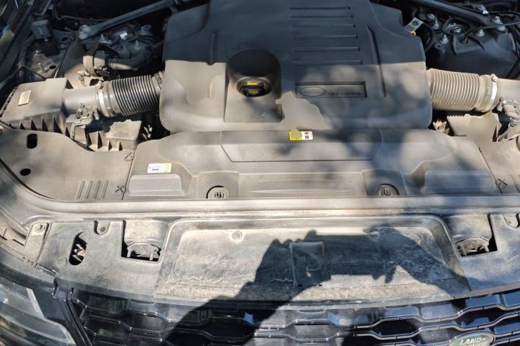Used Land Rover Range Sport 2022 3.0 L6 SE Engine Bay