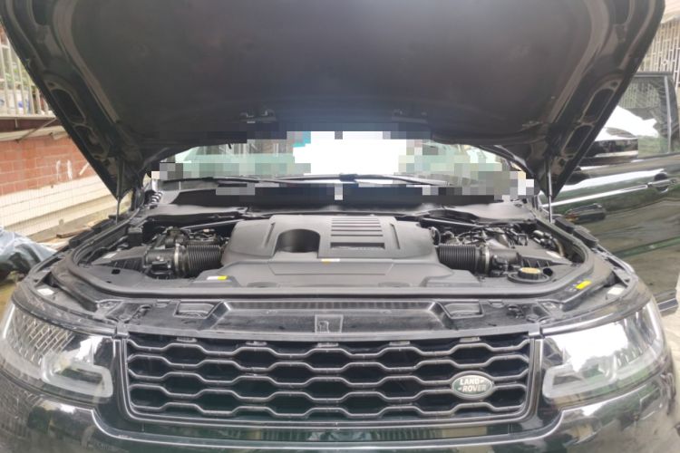 Used Land Rover Range Sport 2022 3.0 L6 YAO Black Edition Engine Bay