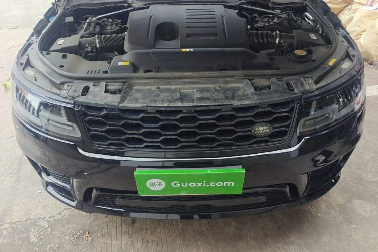 Used Land Rover Range Sport 2022 3.0 L6 YAO Black Edition Engine Bay