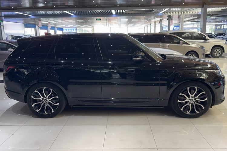 Used Land Rover Range Sport 2022 3.0 L6 YAO Black Edition Exterior 2