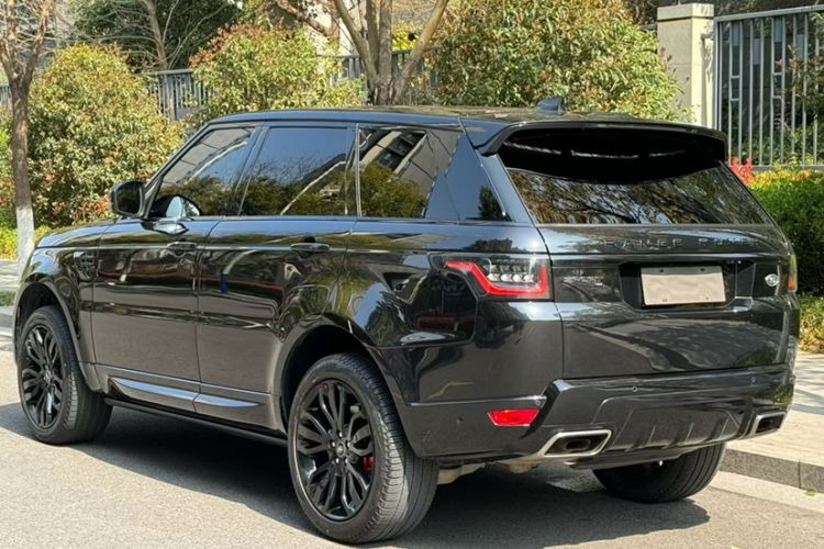 Used Land Rover Range Sport 2022 3.0 L6 YAO Black Edition Exterior 3