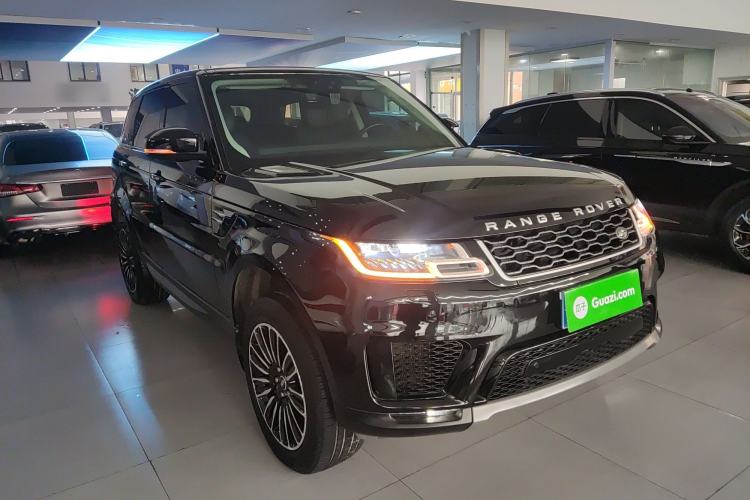 Used Land Rover Range Sport 2022 3.0 L6 SE Front Right 45 Deg