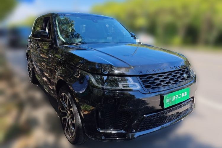 Used Land Rover Range Sport 2022 3.0 L6 SE Front Right 45 Deg