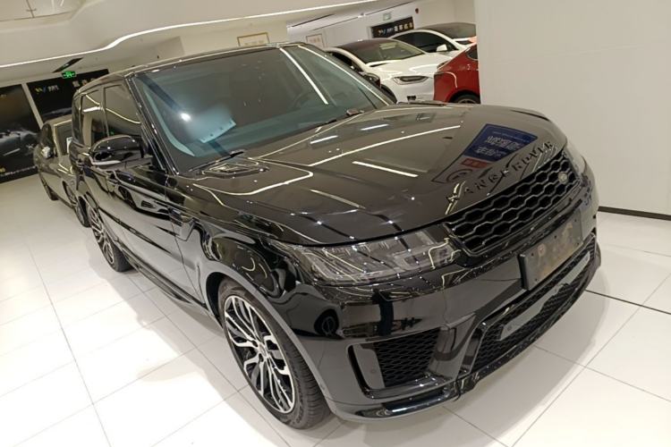 Used Land Rover Range Sport 2022 3.0 L6 YAO Black Edition Front Right 45 Deg