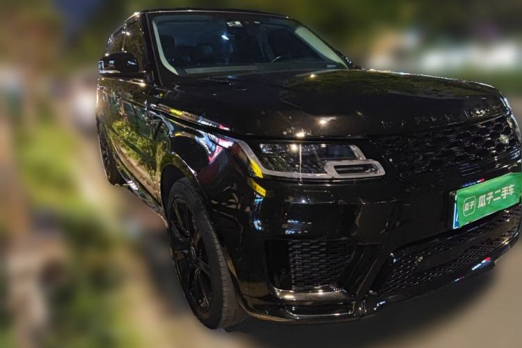 Used Land Rover Range Sport 2022 3.0 L6 SE Front Right 45 Deg