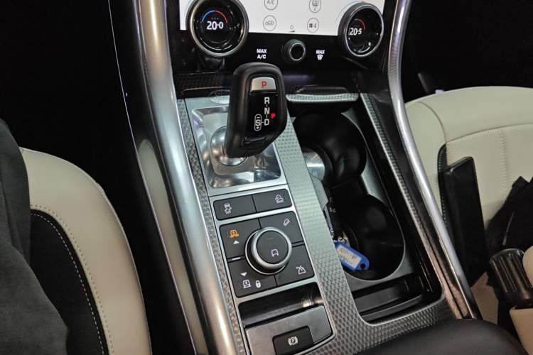 Used Land Rover Range Sport 2022 3.0 L6 Ink Blue Glitter Edition Gear Lever