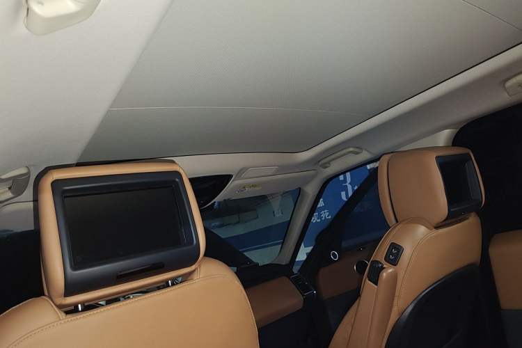 Used Land Rover Range Sport 2022 3.0 L6 YAO Black Edition Headliner