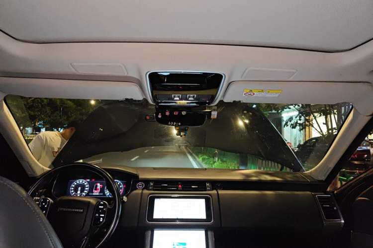 Used Land Rover Range Sport 2022 3.0 L6 SE Headliner