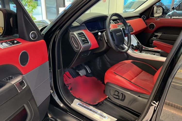 Used Land Rover Range Sport 2022 3.0 L6 YAO Black Edition Interior 1