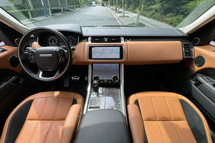 Used Land Rover Range Sport 2022 3.0 L6 YAO Black Edition Interior 1