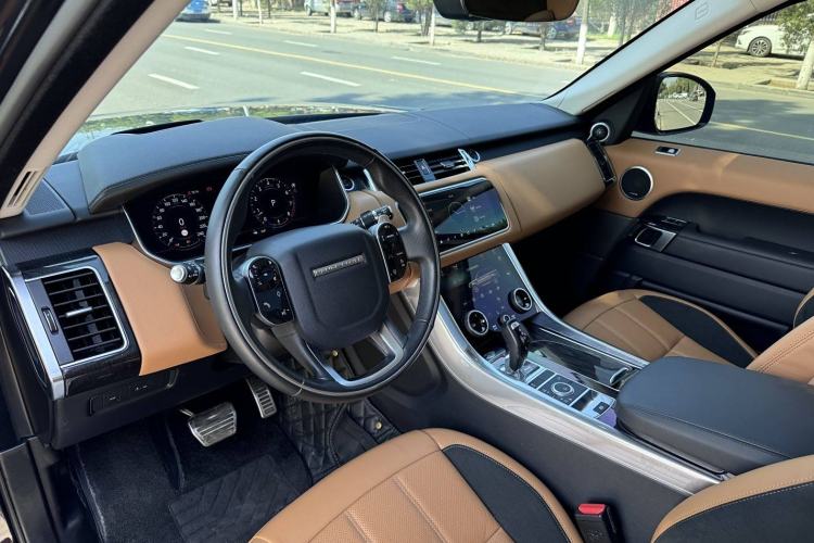 Used Land Rover Range Sport 2022 3.0 L6 YAO Black Edition Interior 10