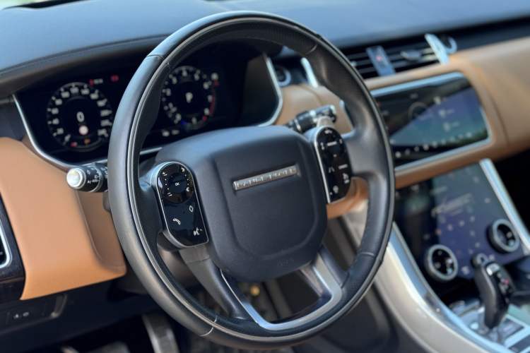 Used Land Rover Range Sport 2022 3.0 L6 YAO Black Edition Interior 3