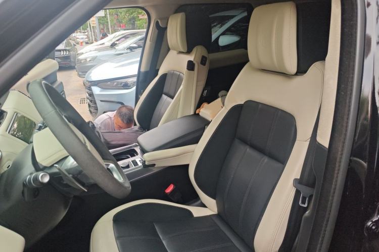 Used Land Rover Range Sport 2022 3.0 L6 Tiger Power Ambition Edition Left Front Seat