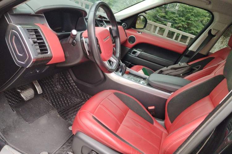 Used Land Rover Range Sport 2022 3.0 L6 YAO Black Edition Left Front Seat