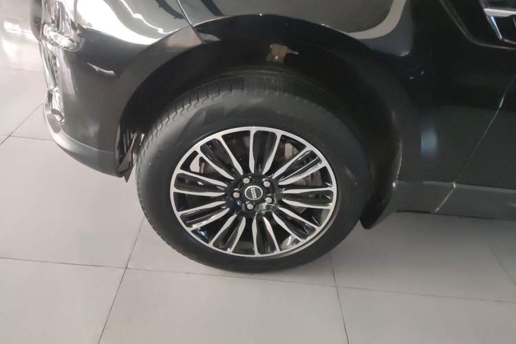 Used Land Rover Range Sport 2022 3.0 L6 SE Left Front Wheel Hub