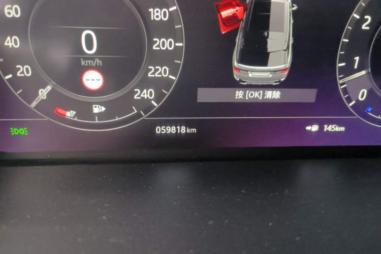 Used Land Rover Range Sport 2022 3.0 L6 YAO Black Edition Odometer Close Up