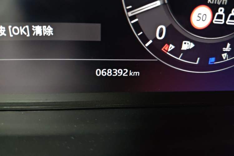Used Land Rover Range Sport 2022 3.0 L6 Tiger Power Ambition Edition Odometer Close Up