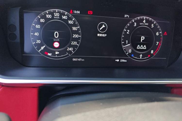 Used Land Rover Range Sport 2022 3.0 L6 SE Odometer Close Up